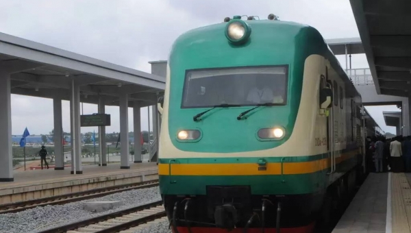 BREAKING NEWS: Terrorists blew up a train with 970 passengers in Nigeria